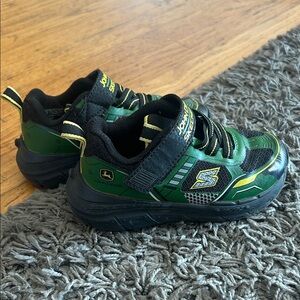 listing-status-banner